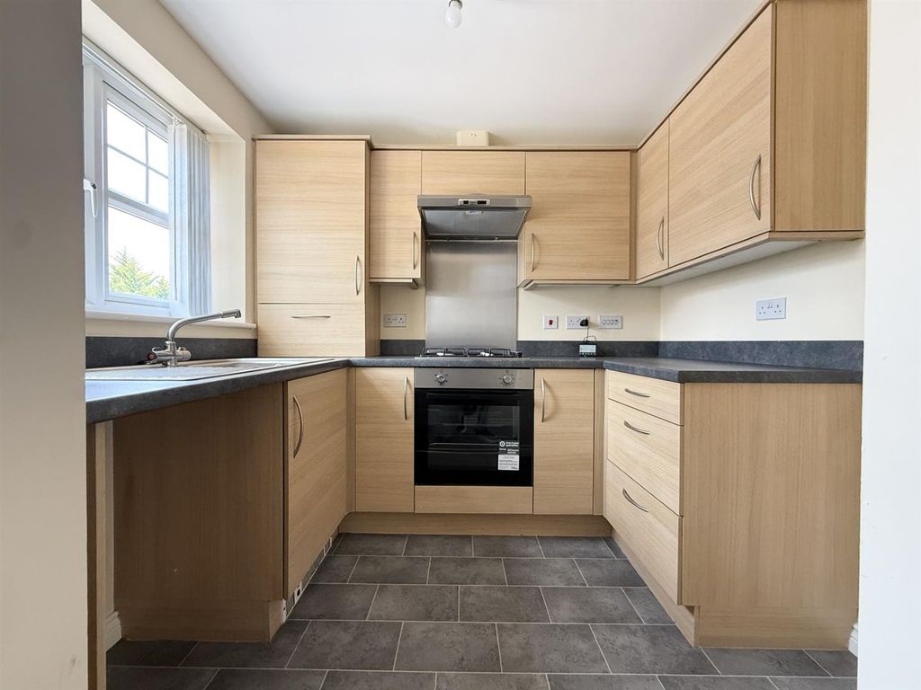 Property photo 3 of 9 At2.Jpg