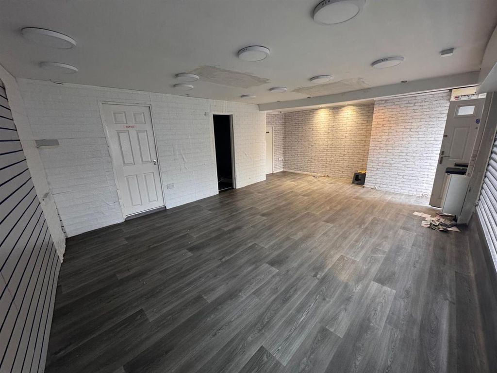 Property photo 3 of 5 3_.Jpeg