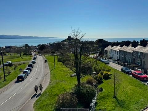 Additional image 8 of 3 bed flat to rentBron Trefor, Y Maes, Criccieth LL52