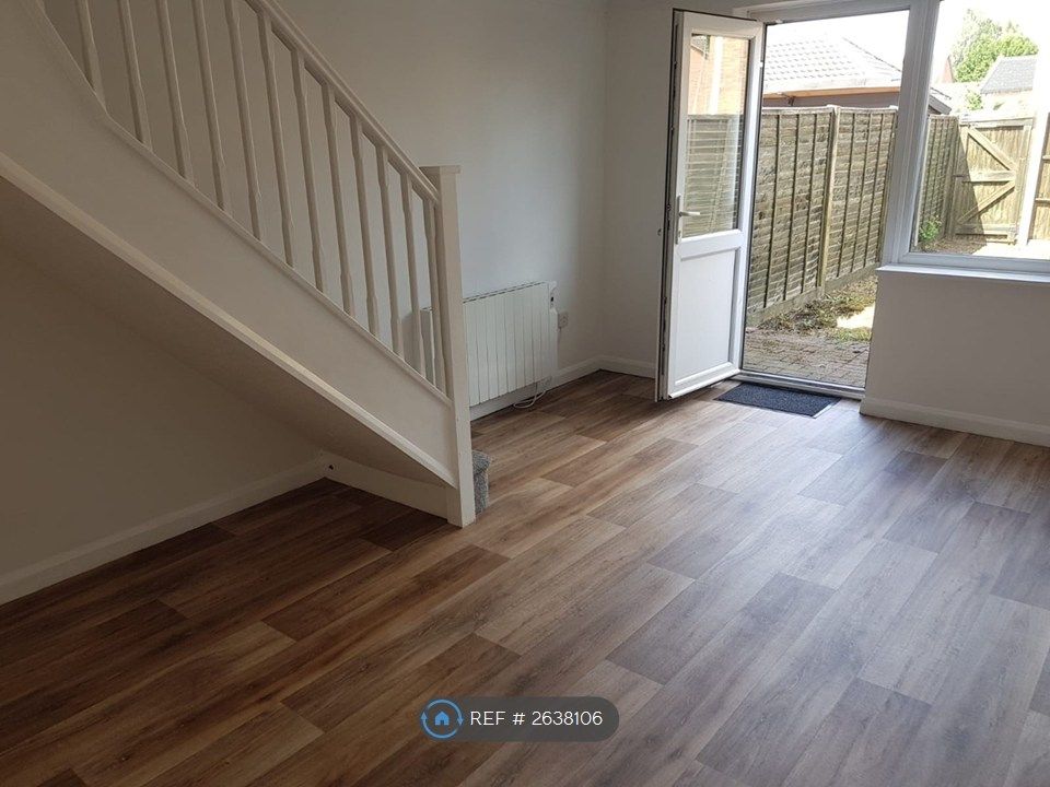 Property photo 3 of 8