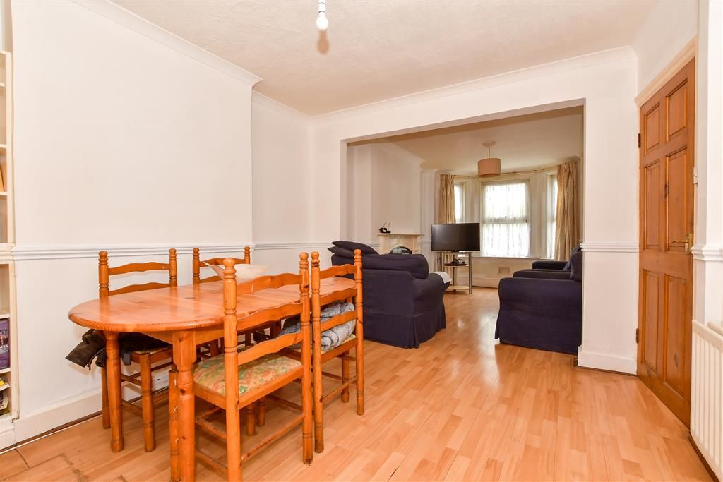 Property photo 3 of 9 Dining Area