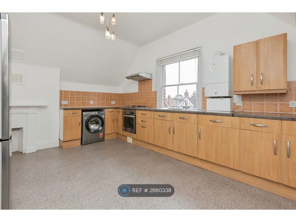 Property photo 3 of 35