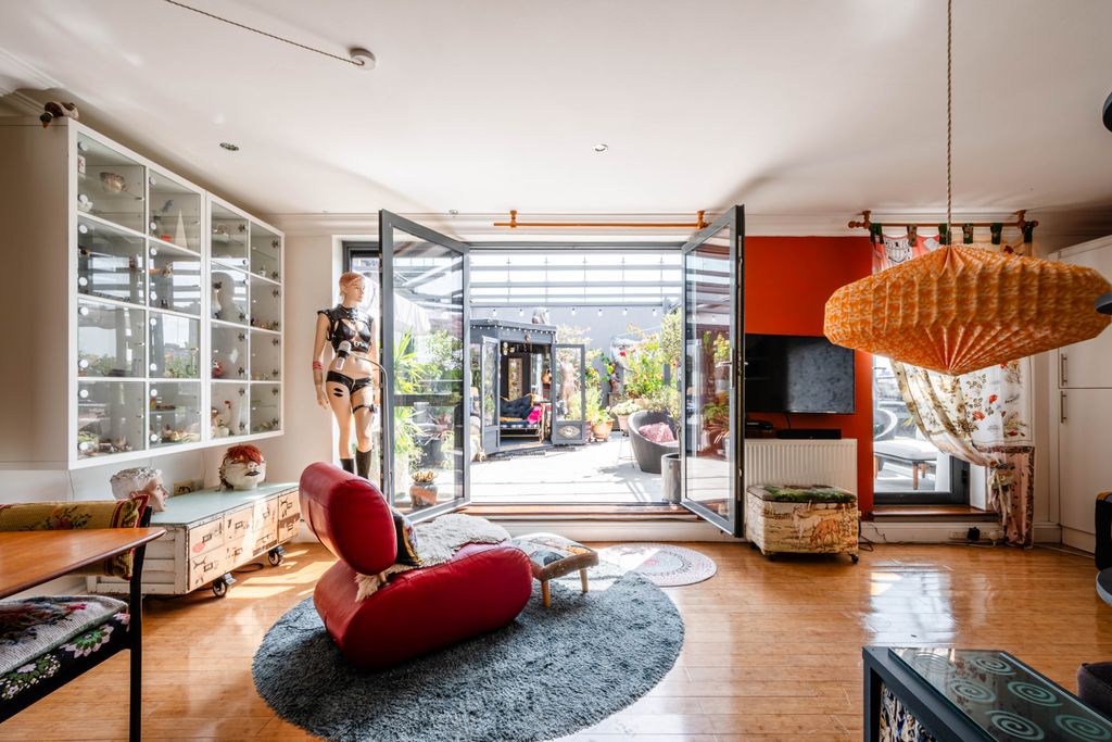Property photo 1 of 14 1