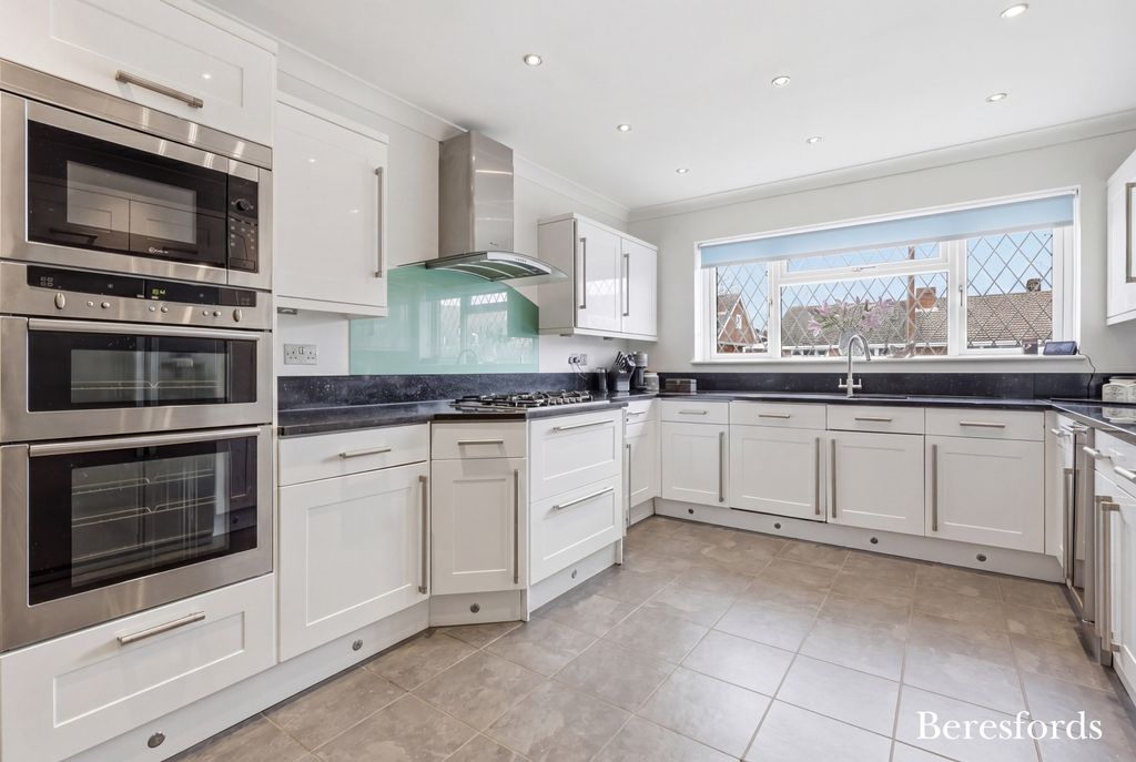 Property photo 2 of 44 Picture 2