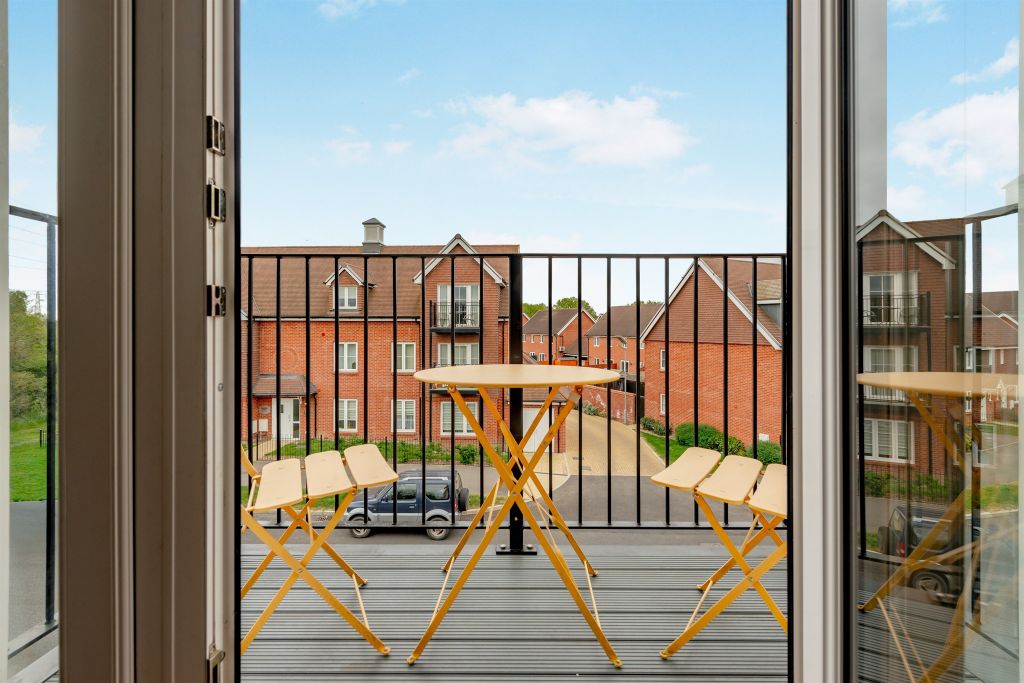 Property photo 2 of 14