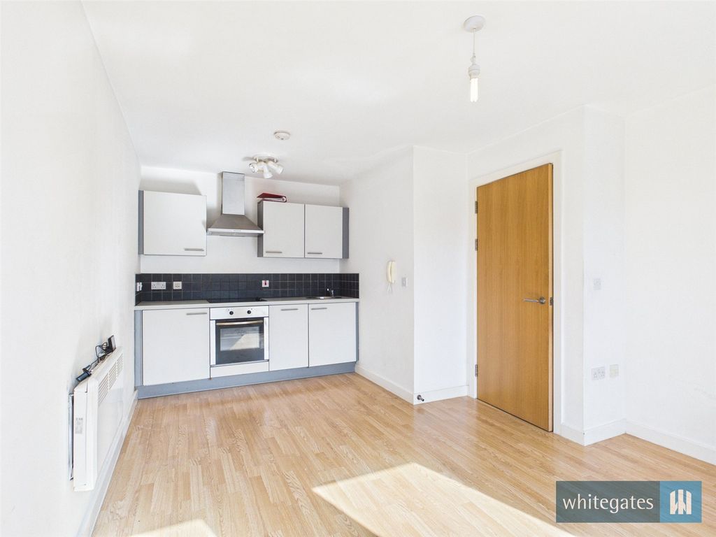 Property photo 3 of 7 Picture No. 02