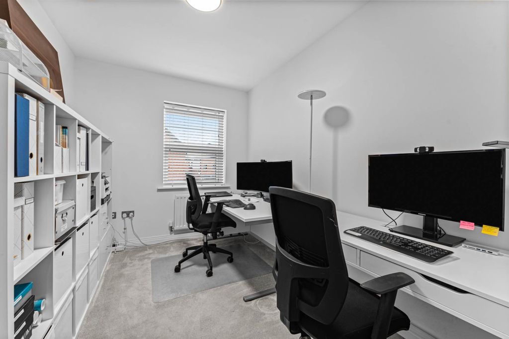 Additional image 17 of 5 bed detached house for saleFlowercrofts, Henley On Thames RG9