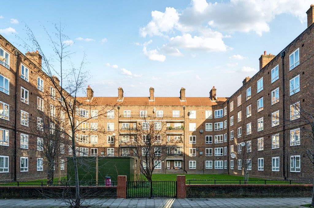 Property photo 2 of 16