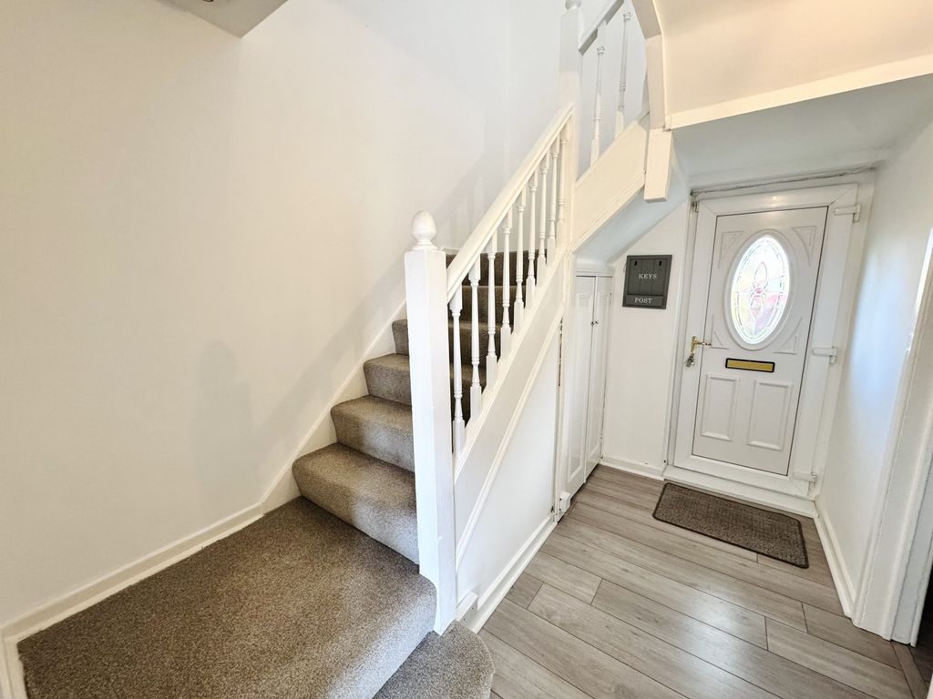 Property photo 2 of 14 Img_9414