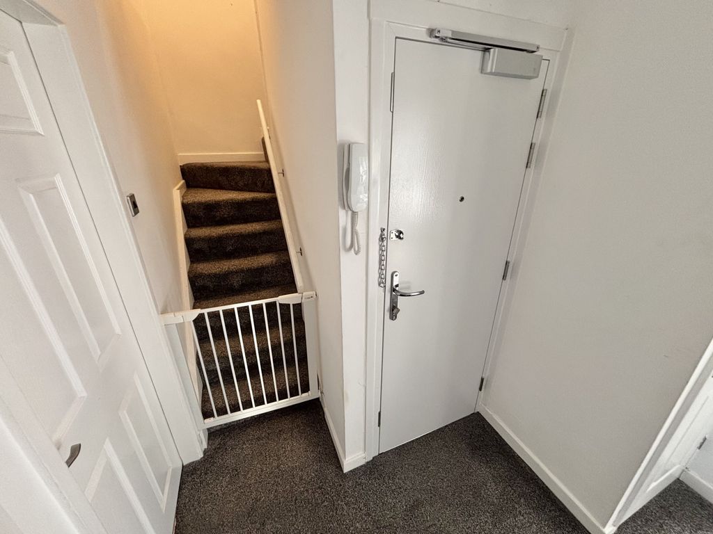 Additional image 11 of 2 bed flat for saleWyre View, 27-28 Queens Terrace, Fleetwood FY7