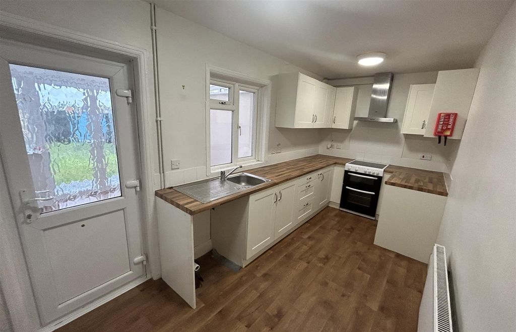 Property photo 3 of 9 Img_0846.Jpg