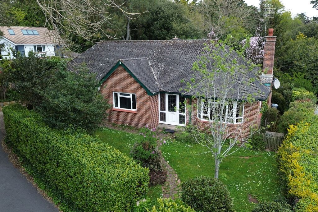 Property photo 2 of 19