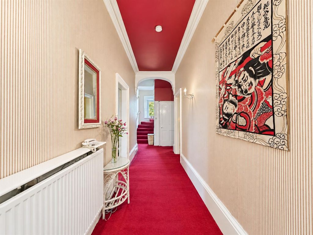 Property photo 3 of 52 Hallway