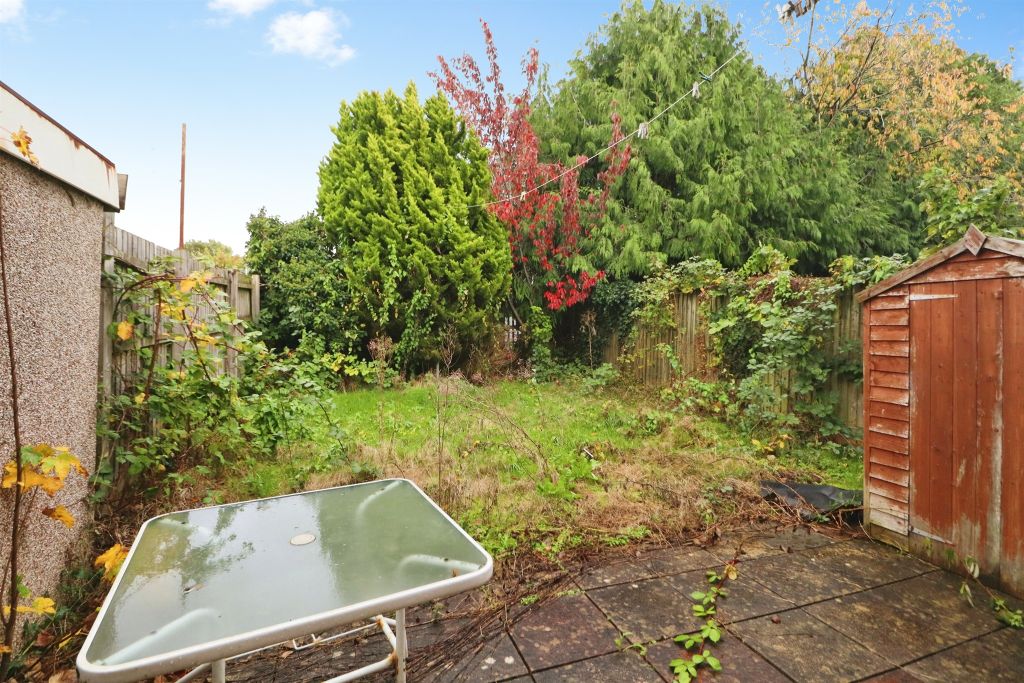 Property photo 2 of 20