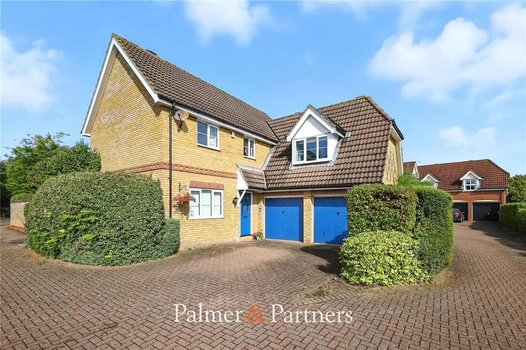 Property photo 1 of 36 Picture No. 04