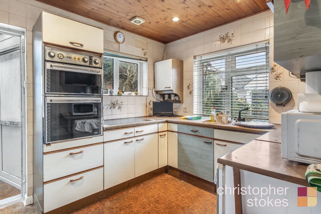 Property photo 3 of 21 4755583