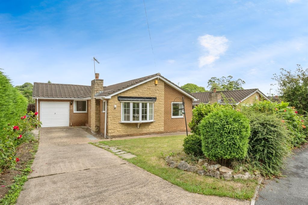 Property photo 1 of 16