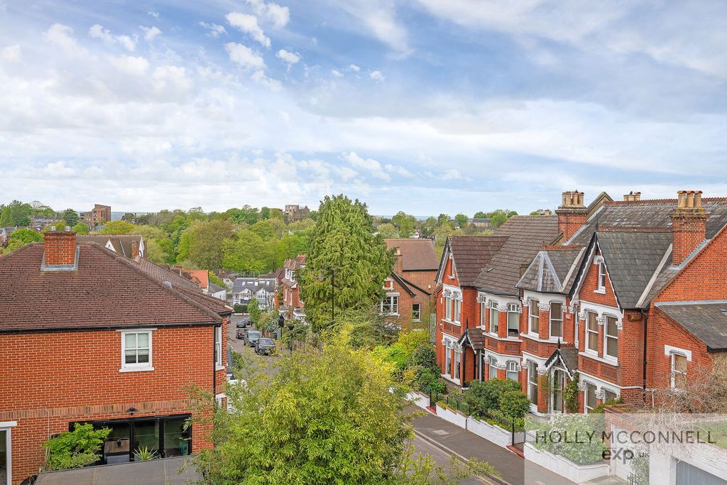 Property photo 2 of 13