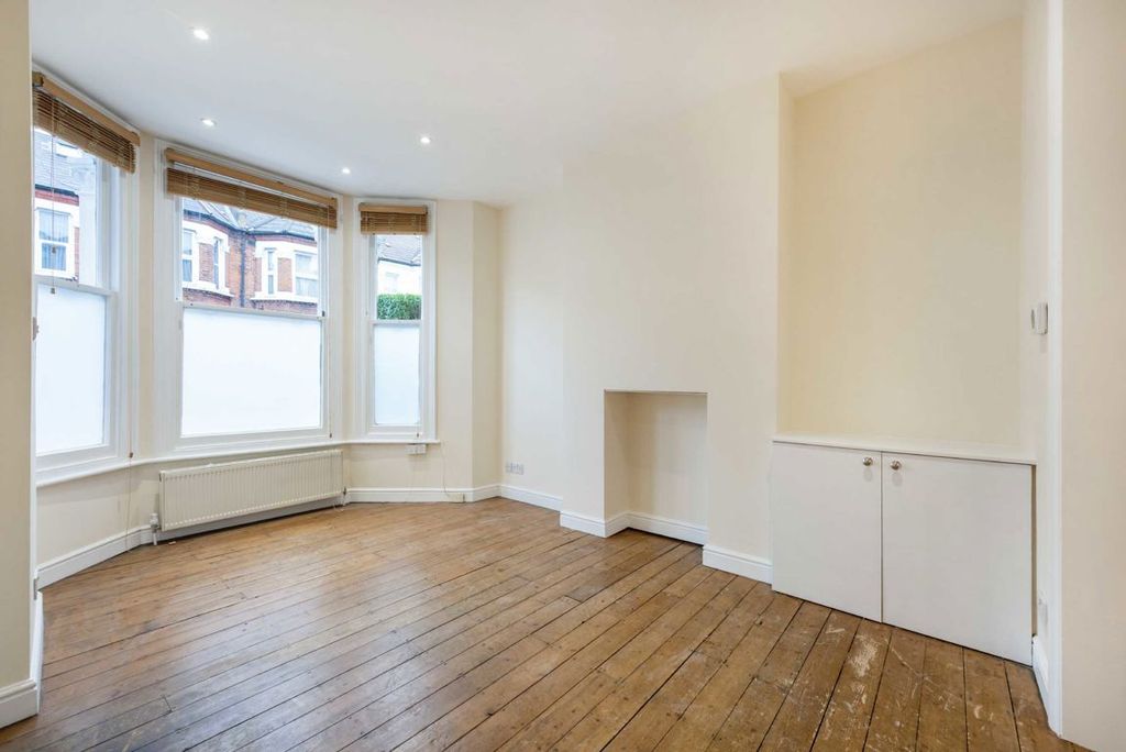 Property photo 2 of 5