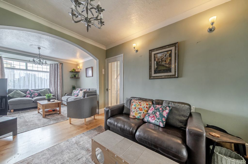 Property photo 3 of 13 1458565-14-6A036B...