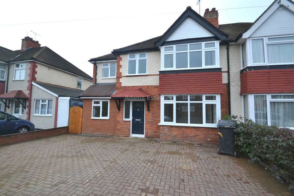 Property photo 1 of 5