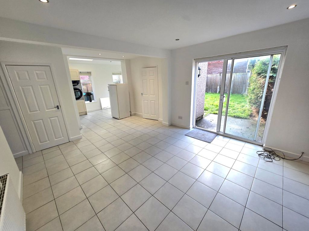 Property photo 3 of 14 Picture No. 05