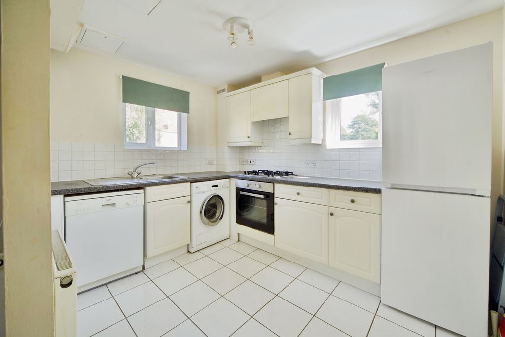 Property photo 3 of 17 Photo