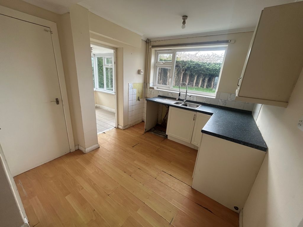 Property photo 3 of 10 Img_9824