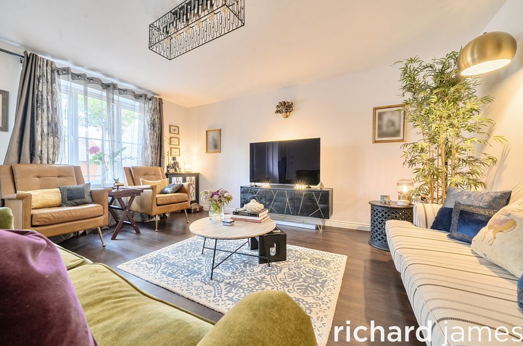 Property photo 2 of 14 Dd319723Dbfd4c43Acd7A721F7c4A223