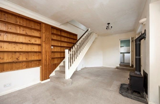 Property photo 3 of 21