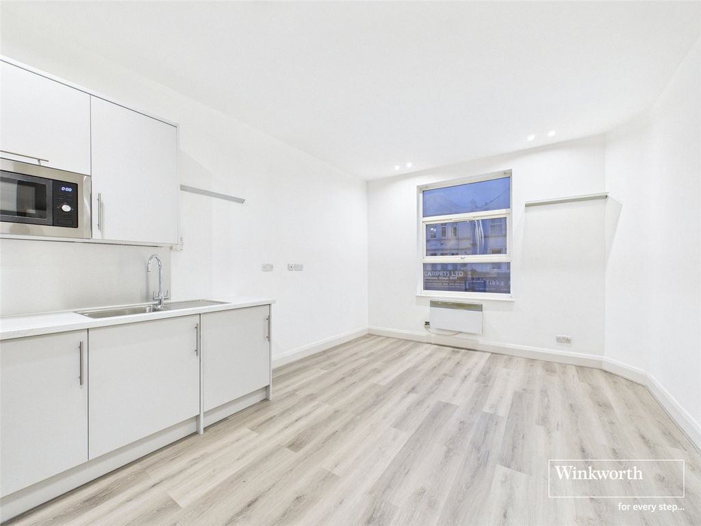 Property photo 2 of 12 Open Plan Kitchen