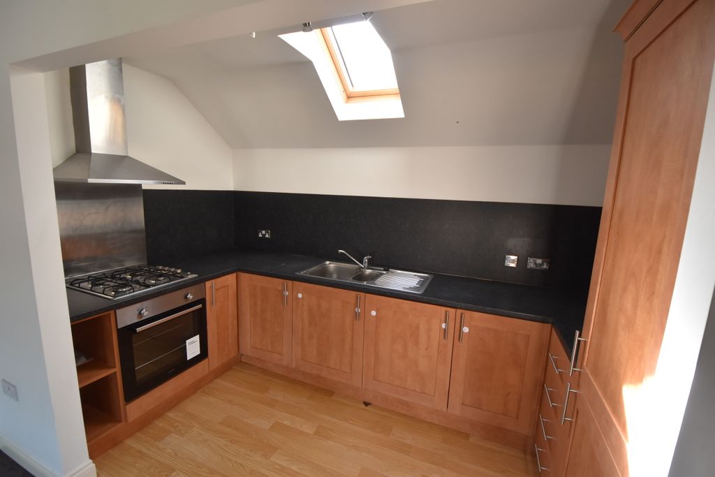 Property photo 3 of 5 Kitchen