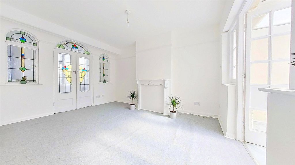 Property photo 3 of 15 Picture No. 03