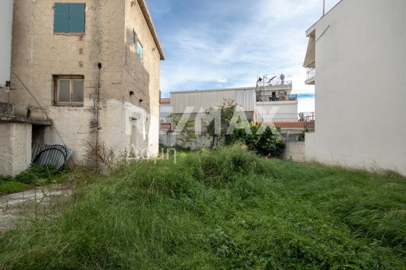 Property photo 3 of 24