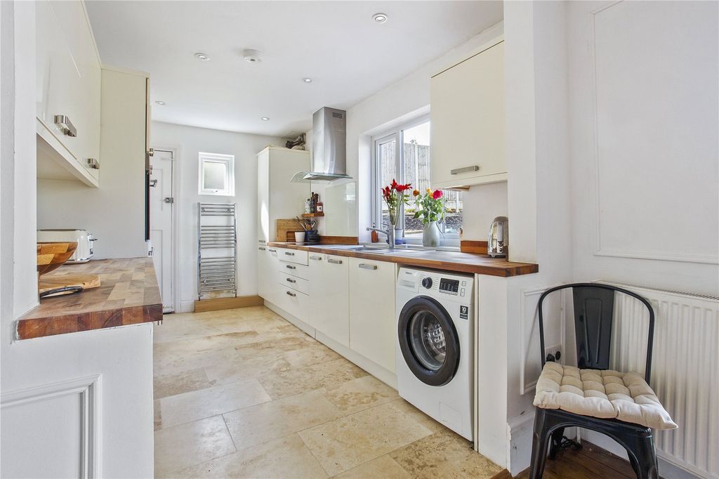 Property photo 3 of 13 Picture No. 04