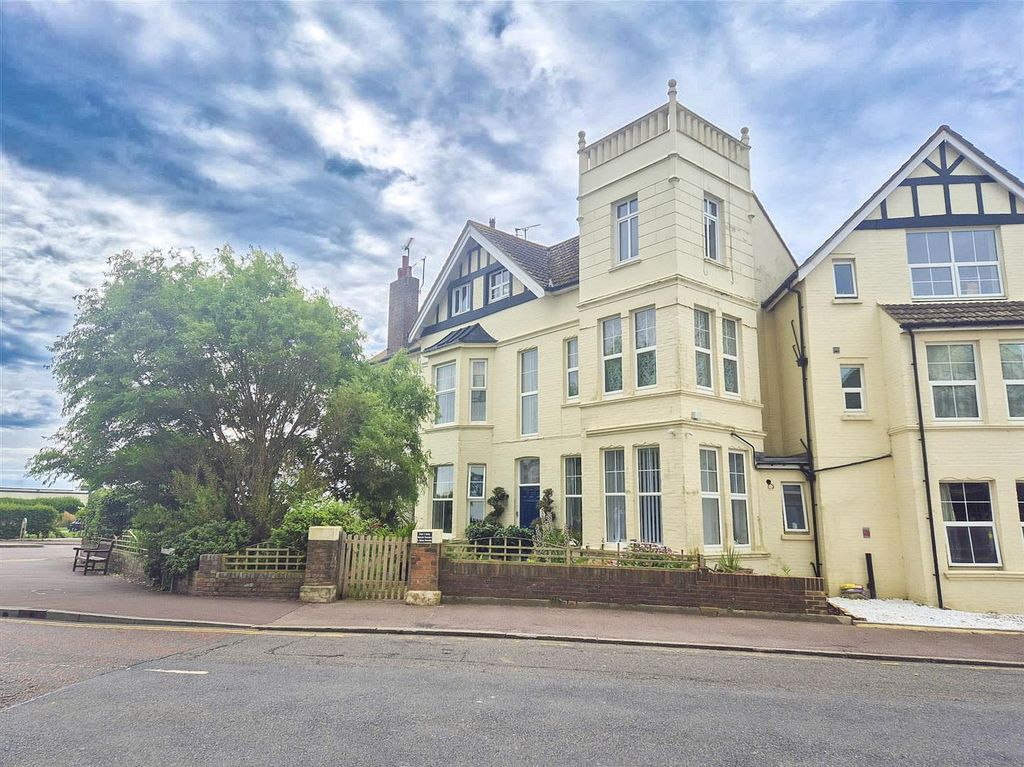 Property photo 1 of 12 Qognax3Tokg3Qa8Fnpmxaq.Jpg