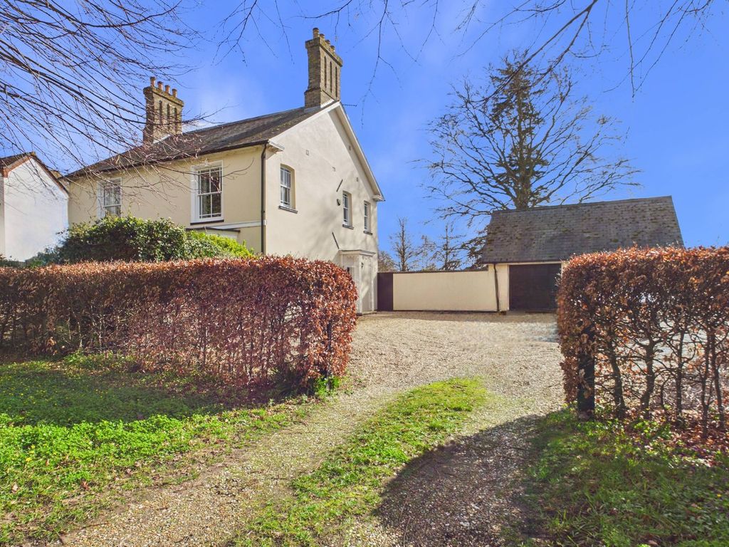 Property photo 2 of 22