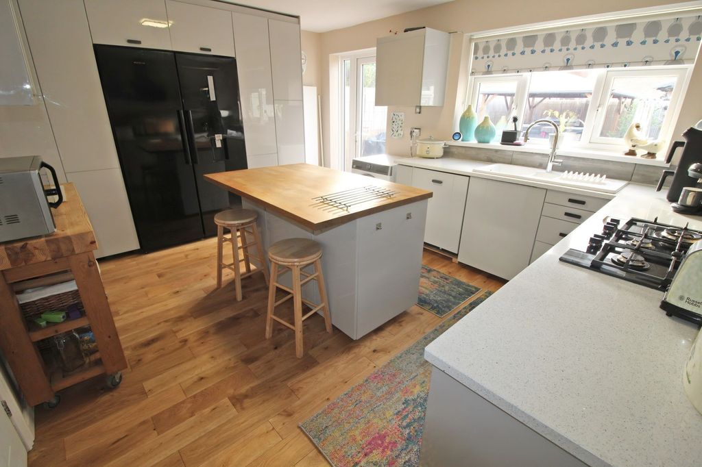 Property photo 3 of 30