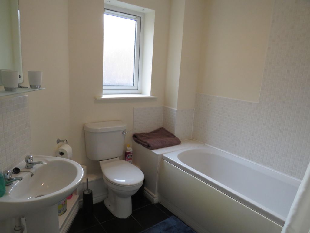 Property photo 2 of 9 Image