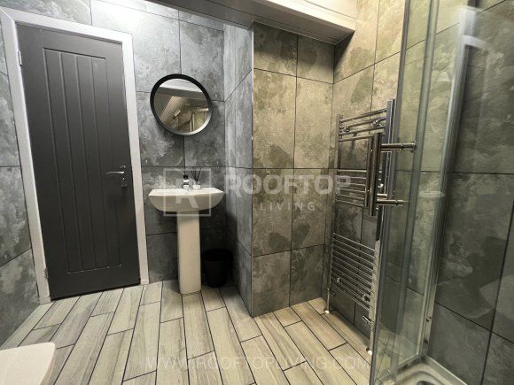 Property photo 2 of 19 7749048.Jpg