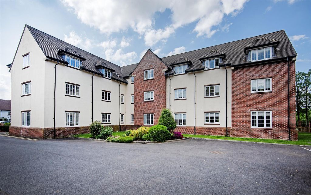 Property photo 1 of 15 Thesycamores