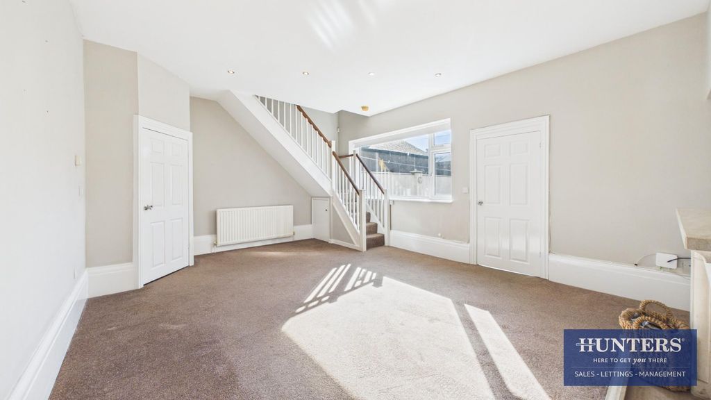 Property photo 3 of 15 Living Room