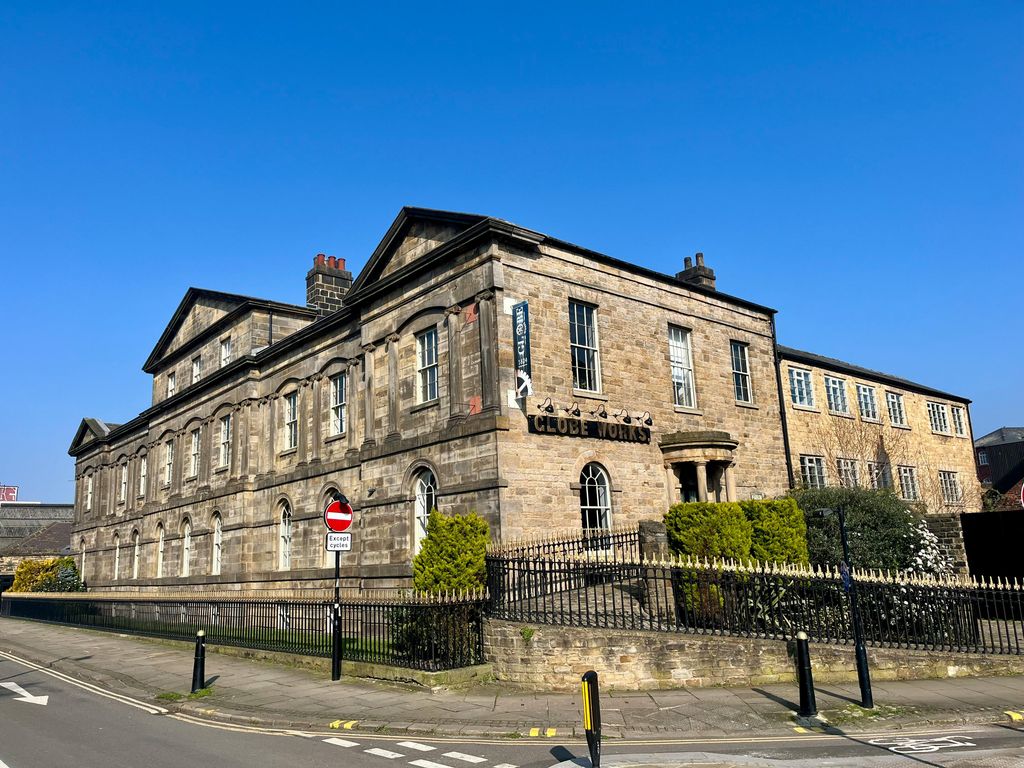 Property photo 1 of 15 Main Globe Works Photo.Jpg