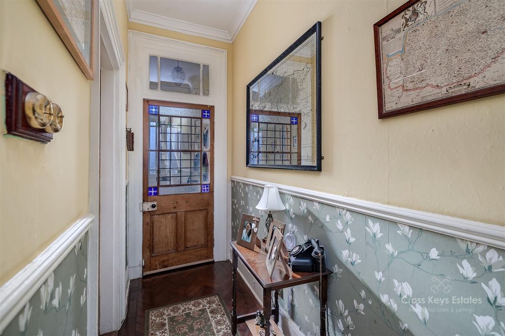 Property photo 2 of 31 Entrance Vestibule