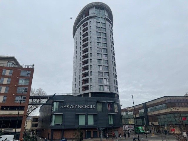 Property photo 1 of 17 Front