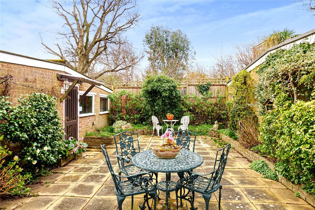 Property photo 2 of 12 Picture No. 48