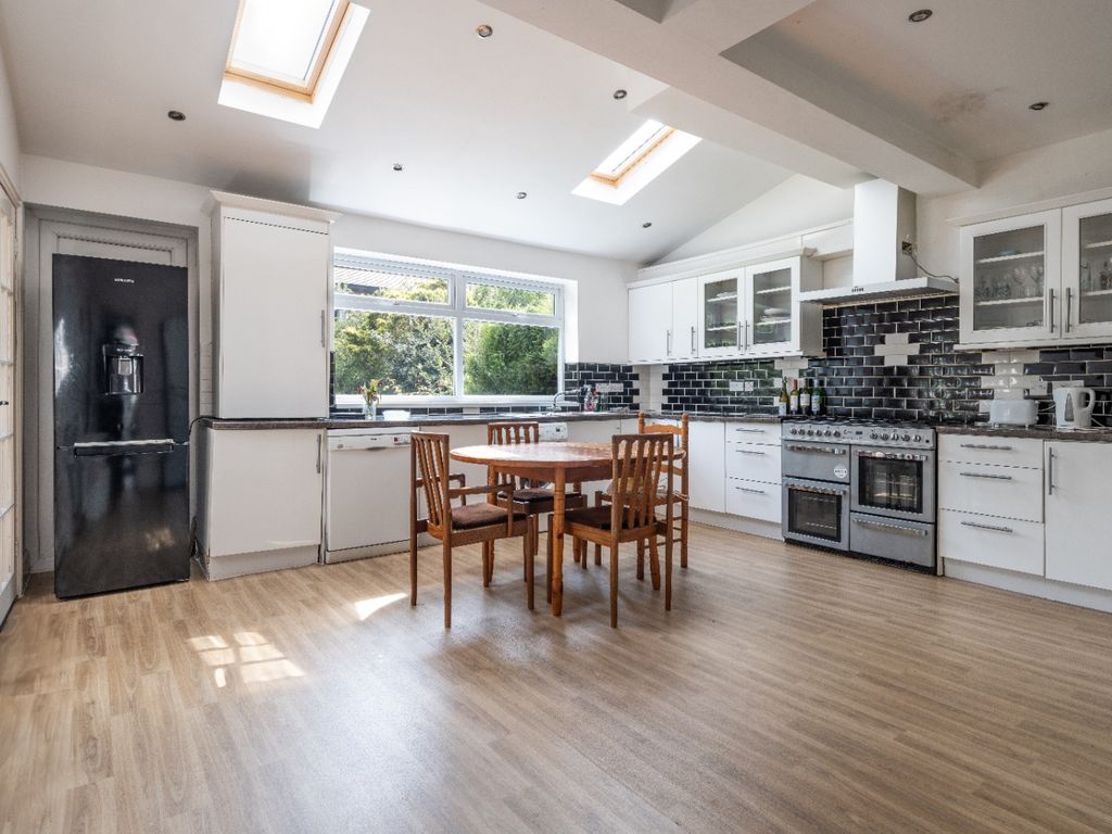 Property photo 1 of 16 3281991