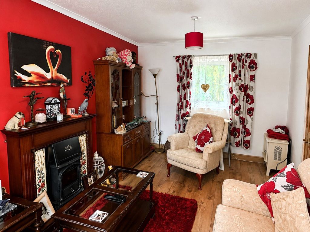 Property photo 3 of 7 Picture No. 06
