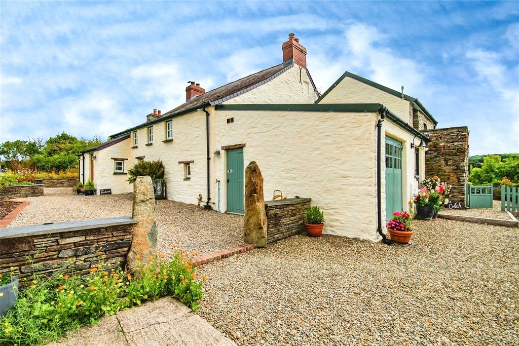 Property photo 2 of 39 Picture No. 45