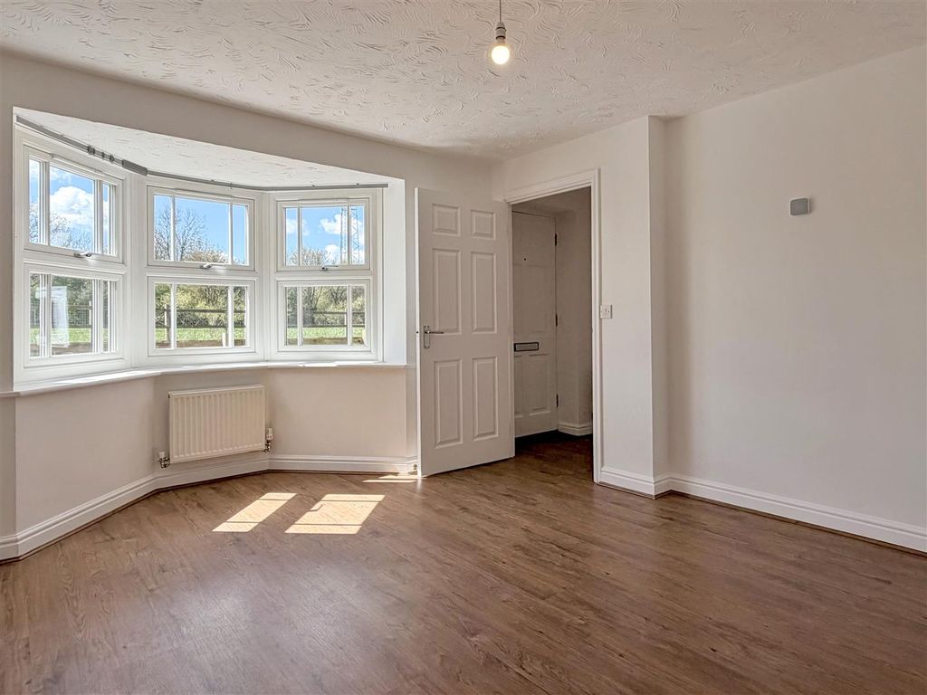 Property photo 2 of 22 Image00008.Jpeg